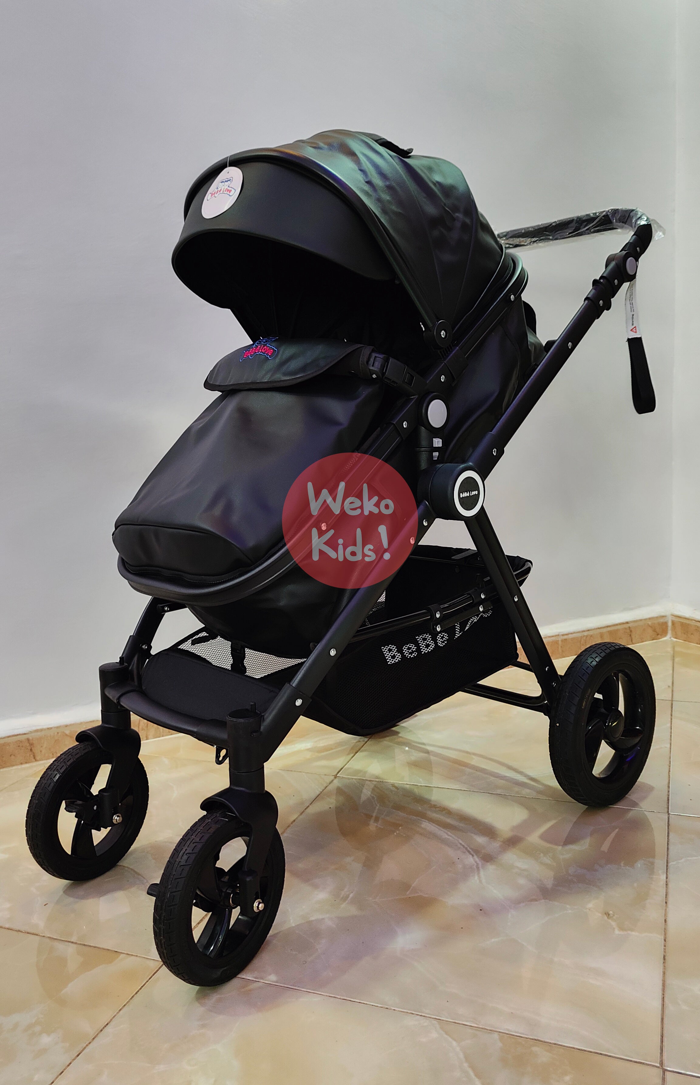 Poussette Luxe Bébé Love en Cuir