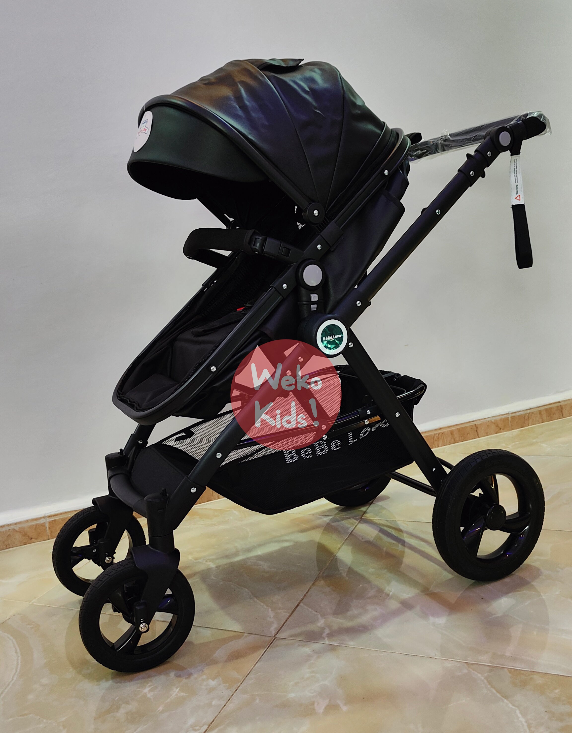 Poussette Luxe Bébé Love en Cuir