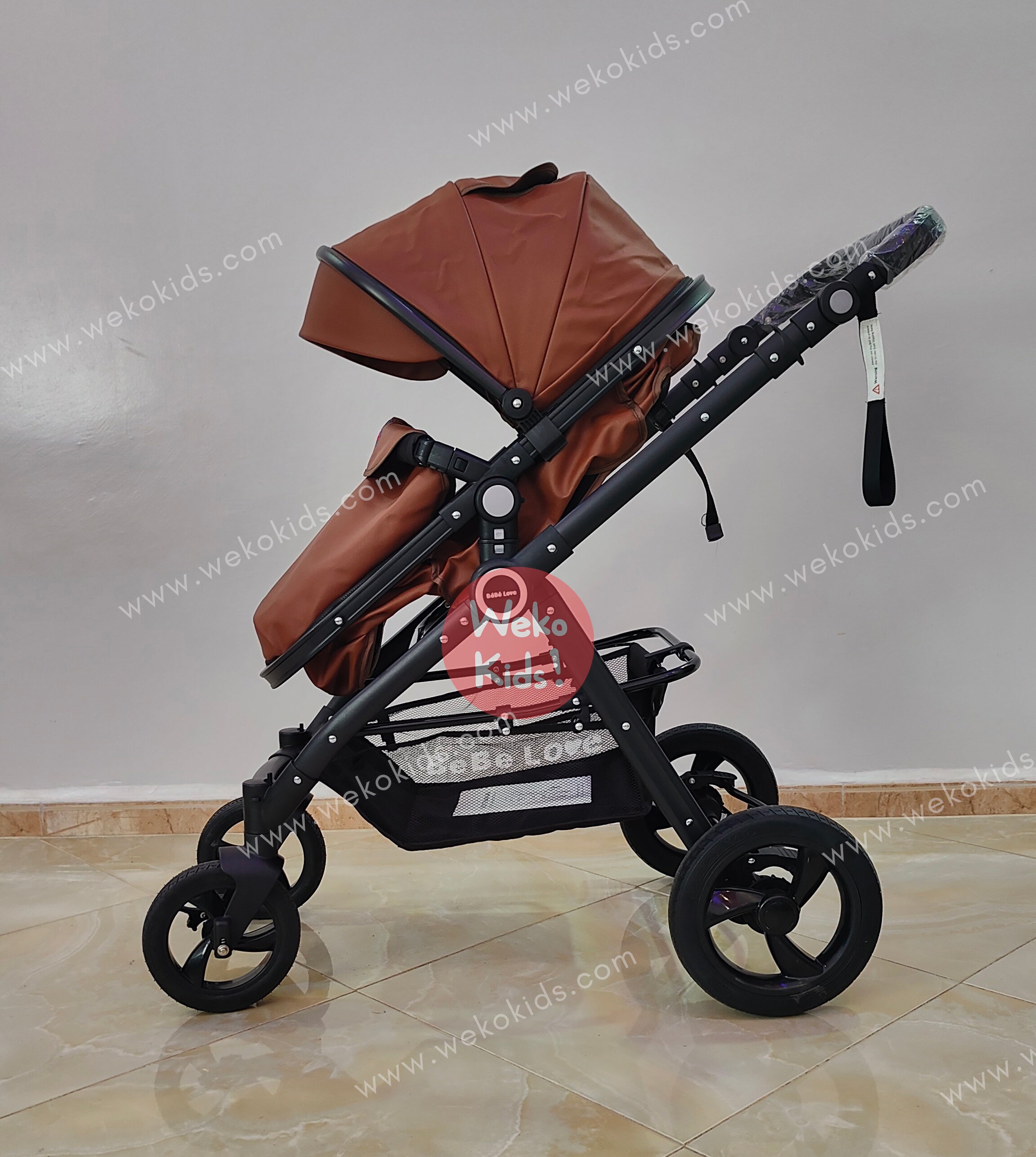 Poussette Luxe Bébé Love en Cuir