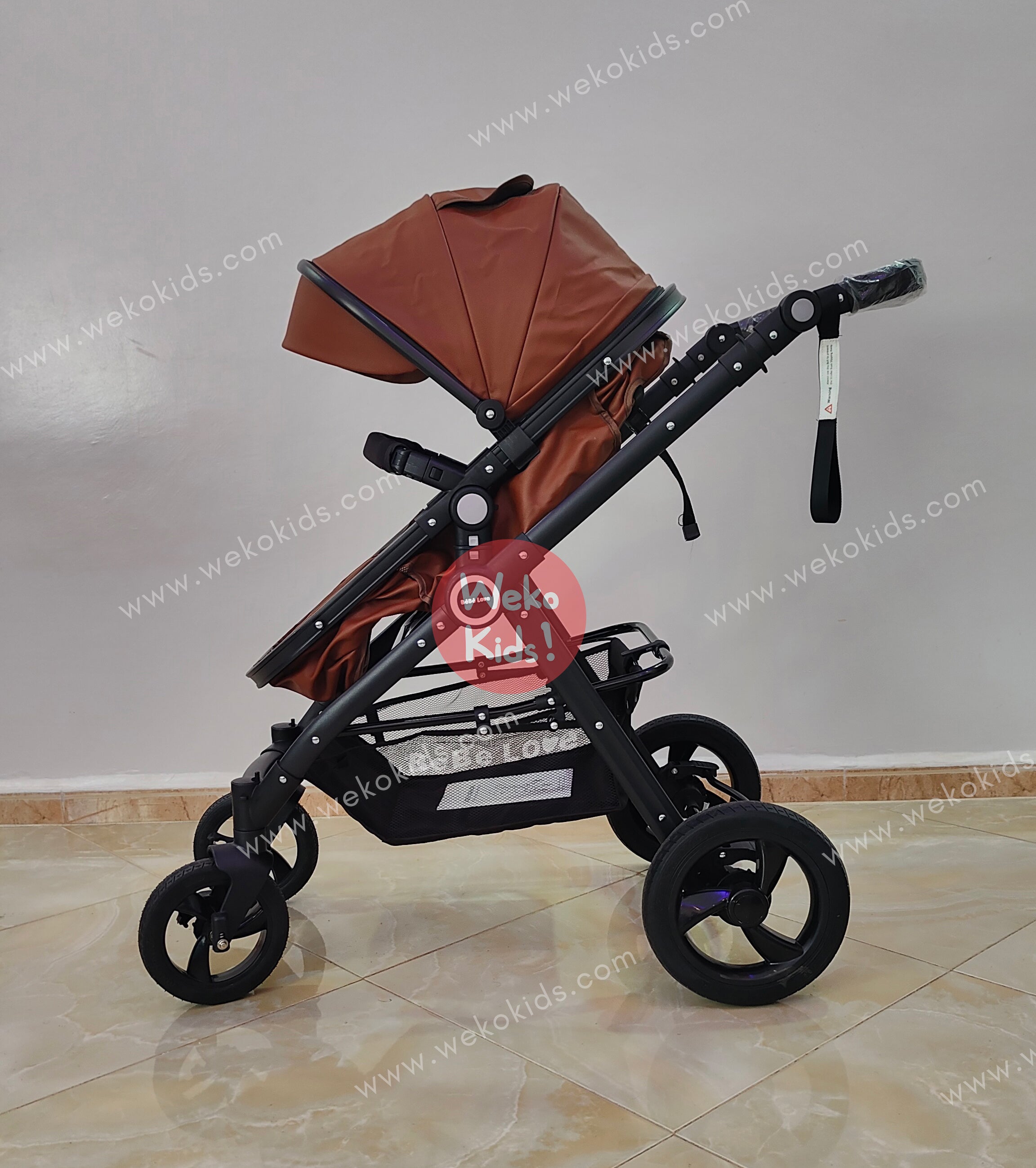 Poussette Luxe Bébé Love en Cuir