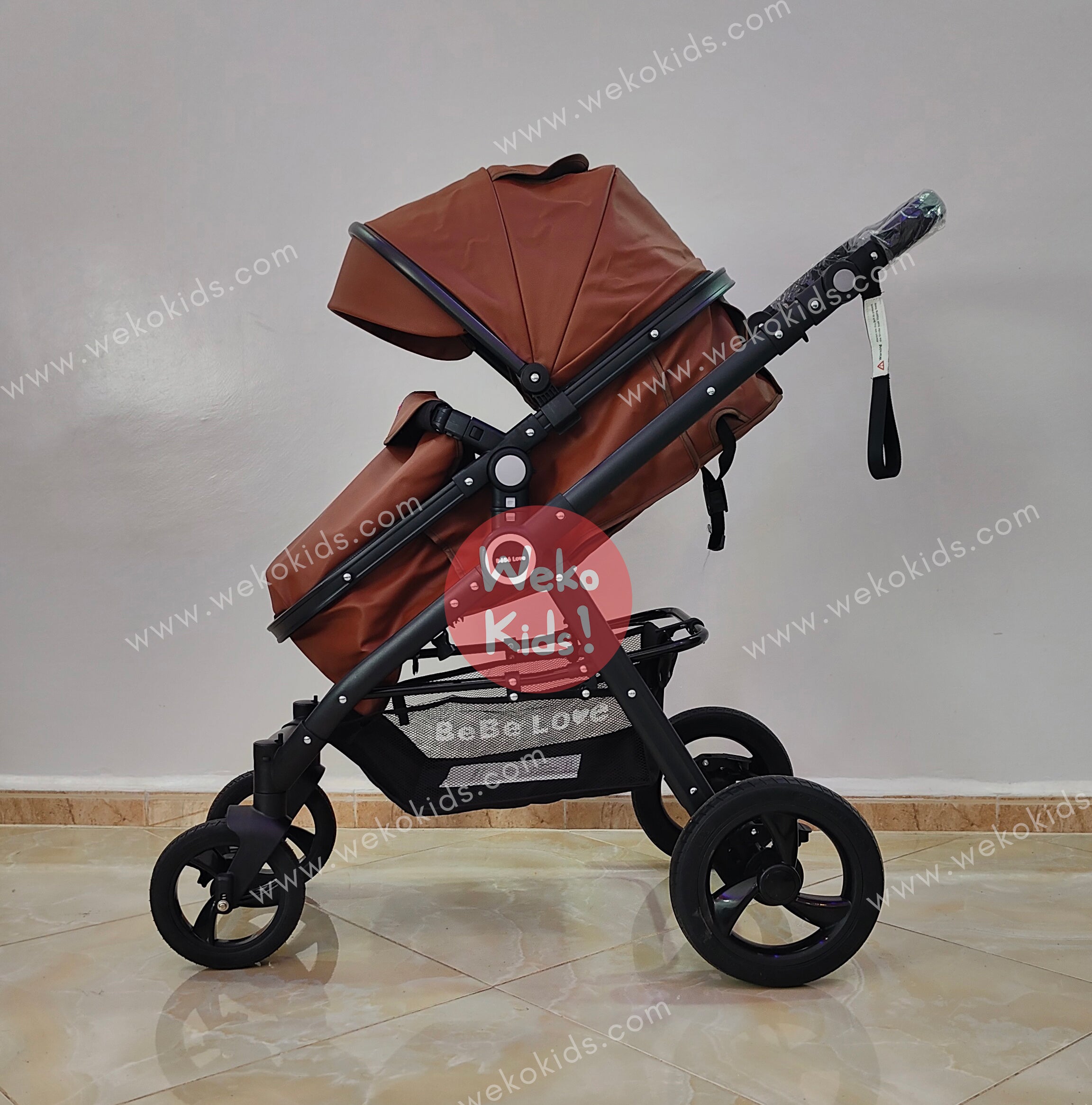 Poussette Luxe Bébé Love en Cuir