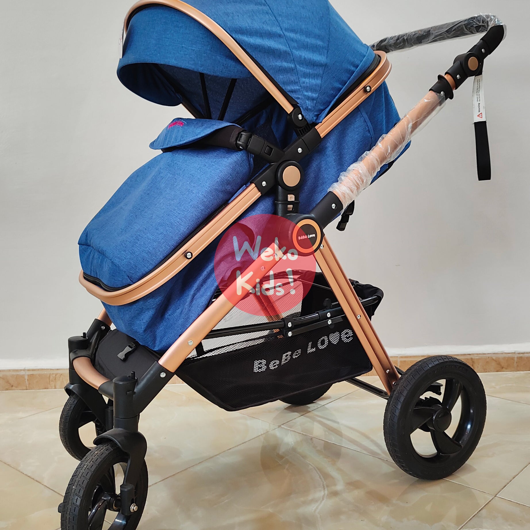 Poussette Luxe Bébé Love 2 en 1