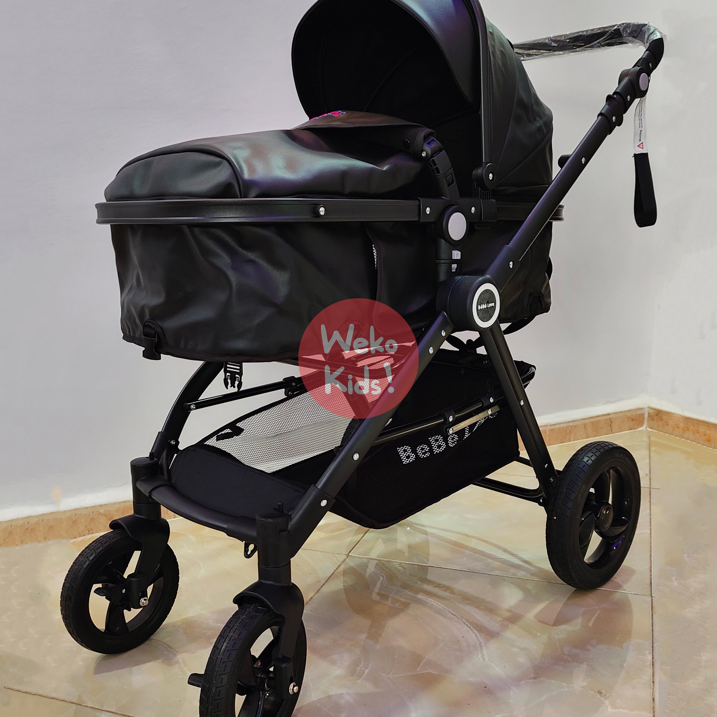 Poussette Luxe Bébé Love en Cuir