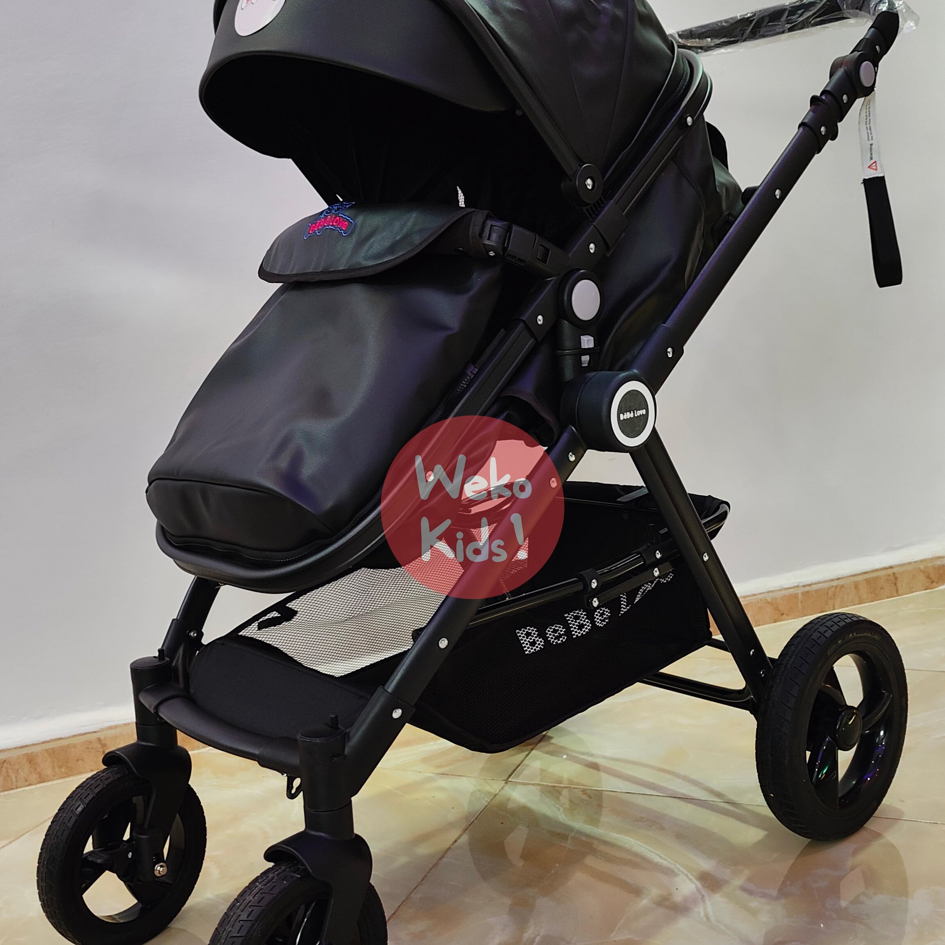 Poussette Luxe Bébé Love en Cuir