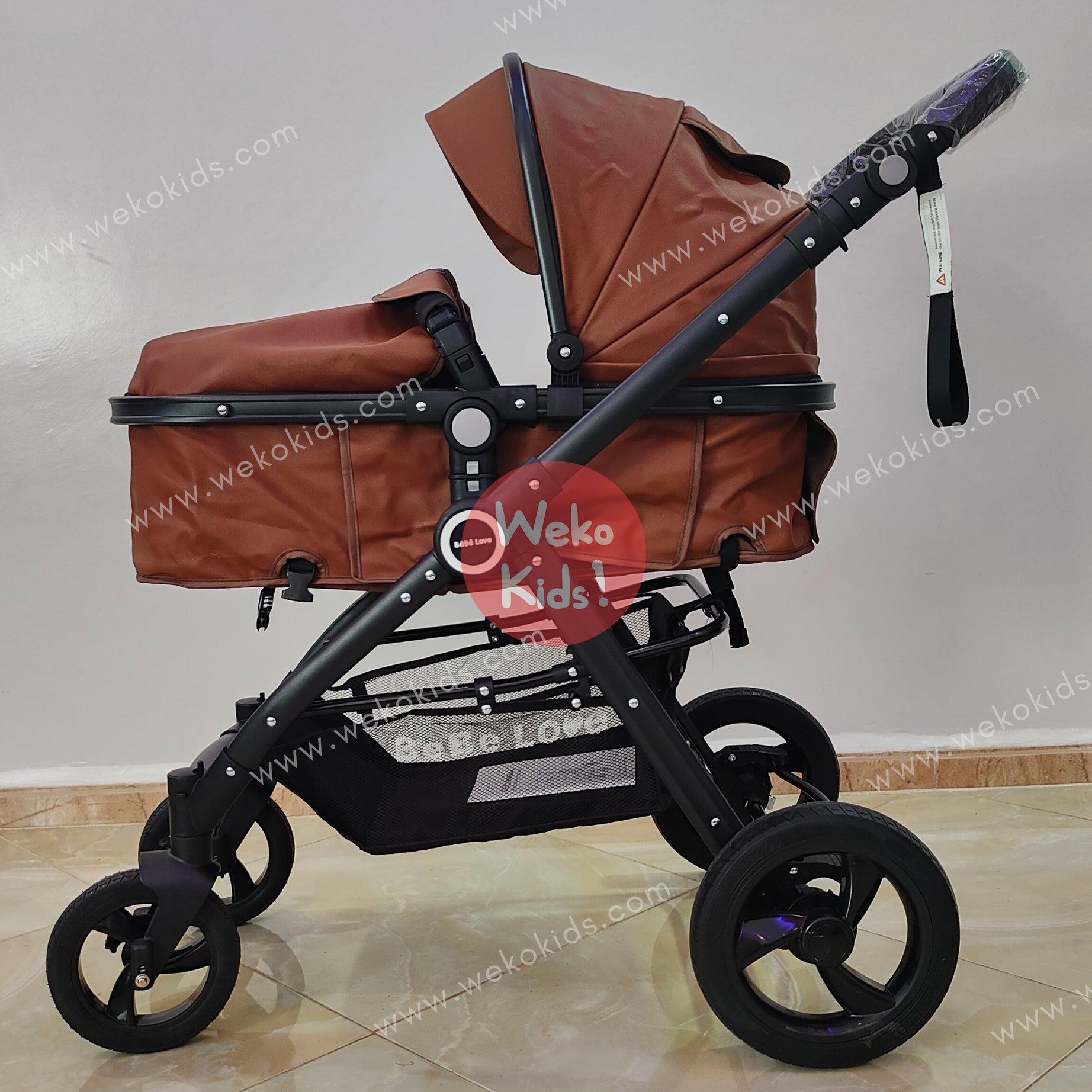 Poussette Luxe Bébé Love en Cuir