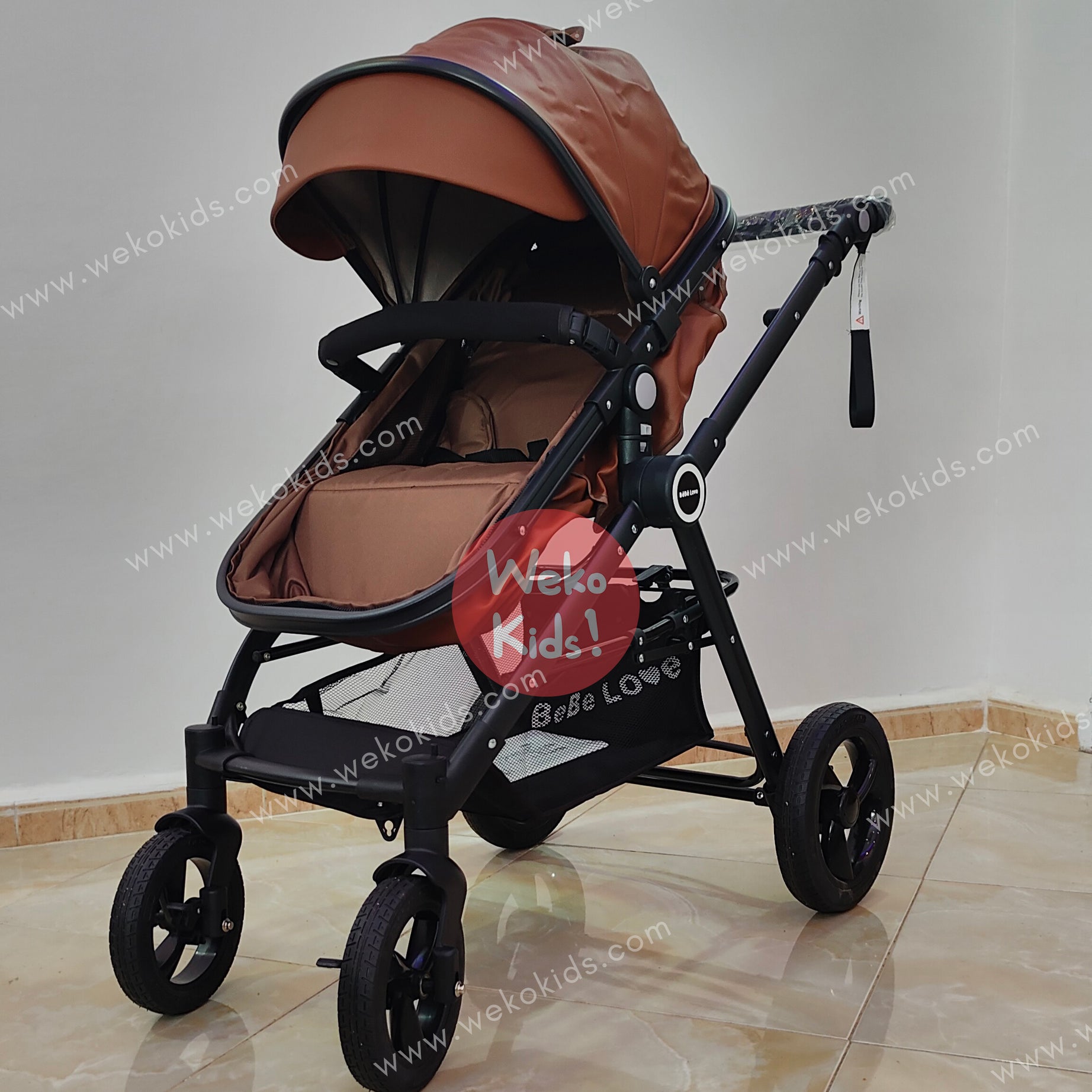 Poussette Luxe Bébé Love en Cuir