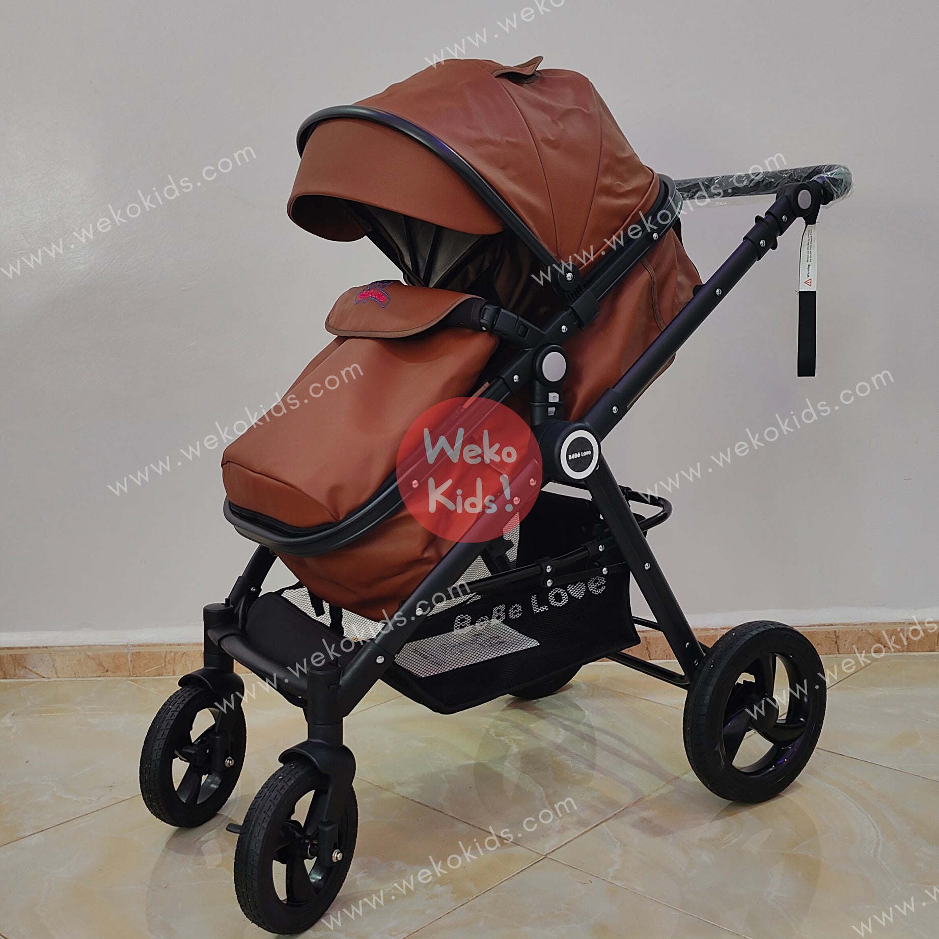 Poussette Luxe Bébé Love en Cuir