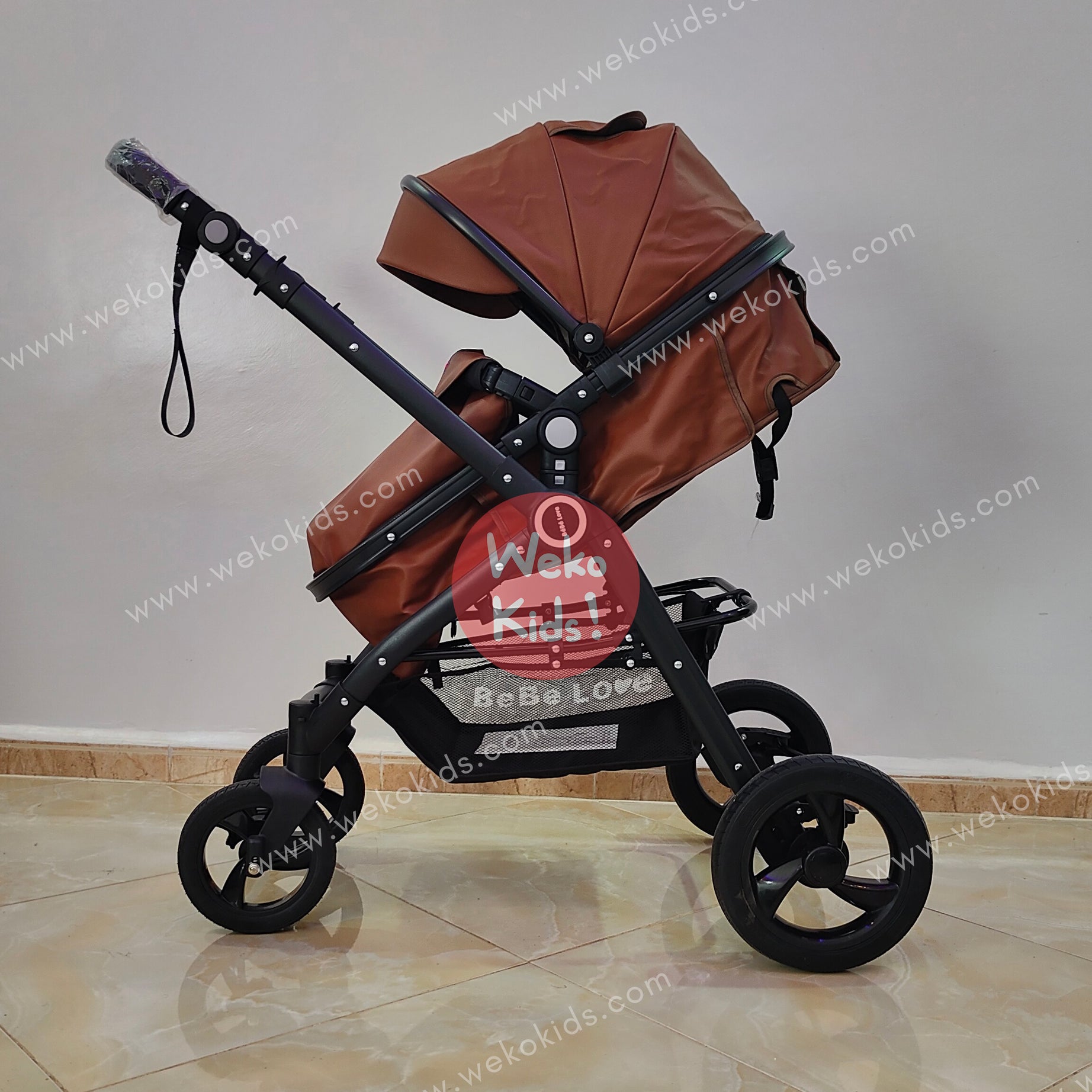 Poussette Luxe Bébé Love en Cuir