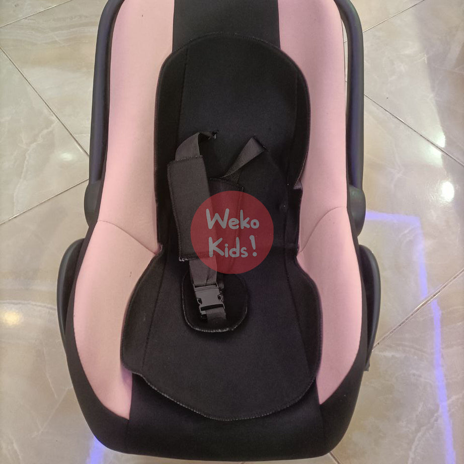 Siège Auto Maxi Cosi مقعد سيارة للأطفال