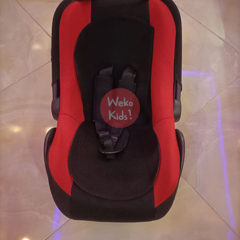 Siège Auto Maxi Cosi مقعد سيارة للأطفال